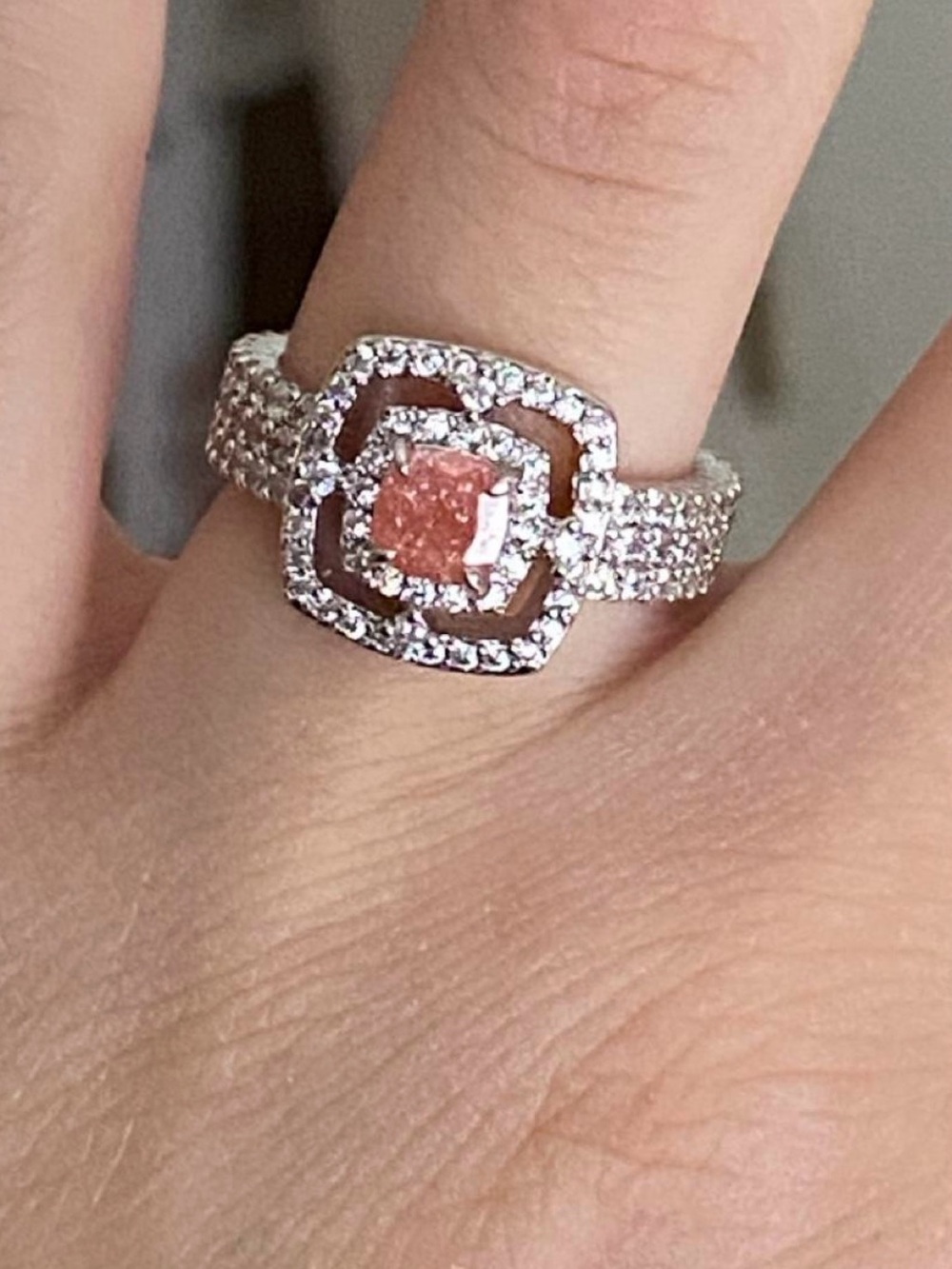 It’s a vibe Bomb party ring size 6 - blush ice crystal with cz stones